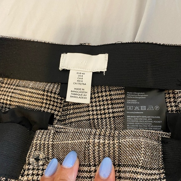 H&M size 8 women’s pants - Picture 2 of 3
